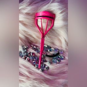 B.C LASH CURLER IN HOT PINK 🔥💕